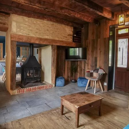Maison Typique Perigourdine Avec Piscine Paulin Kültér fotó